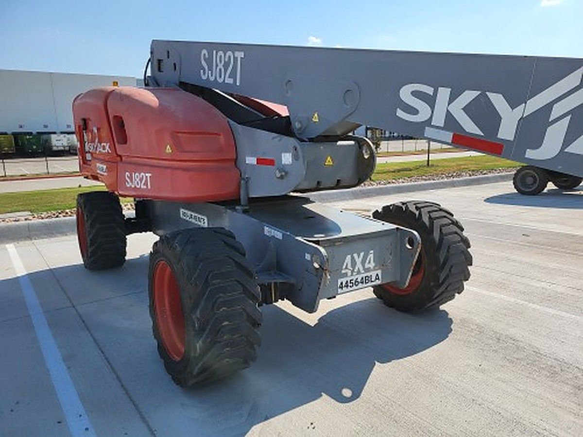 SKYJACK SJ82T photo 2