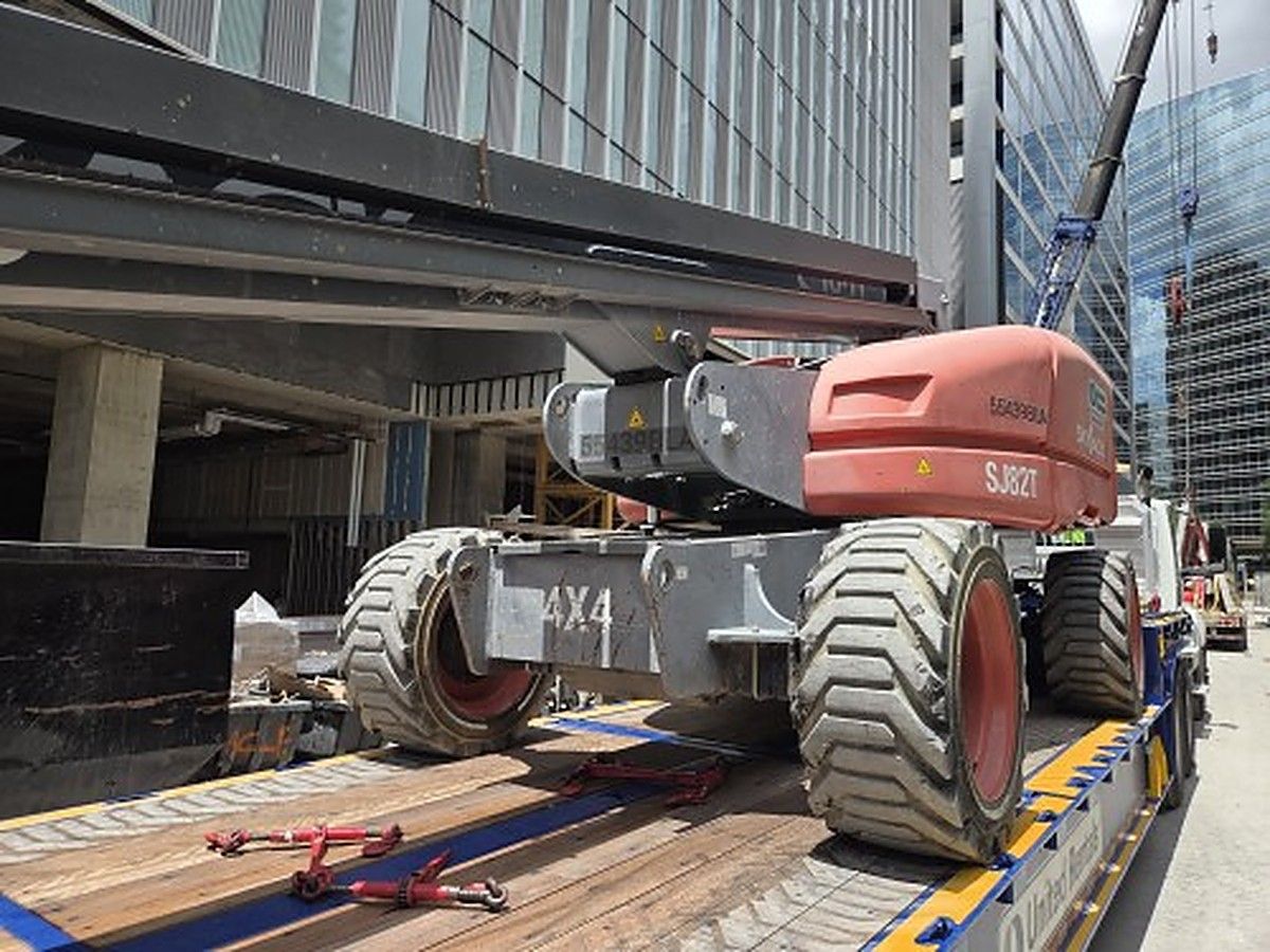 SKYJACK SJ82T photo 5