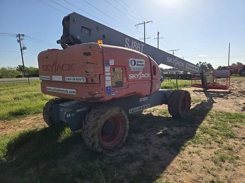 2017 SKYJACK SJ86T Boom 84-86' Telescopic 4Wd