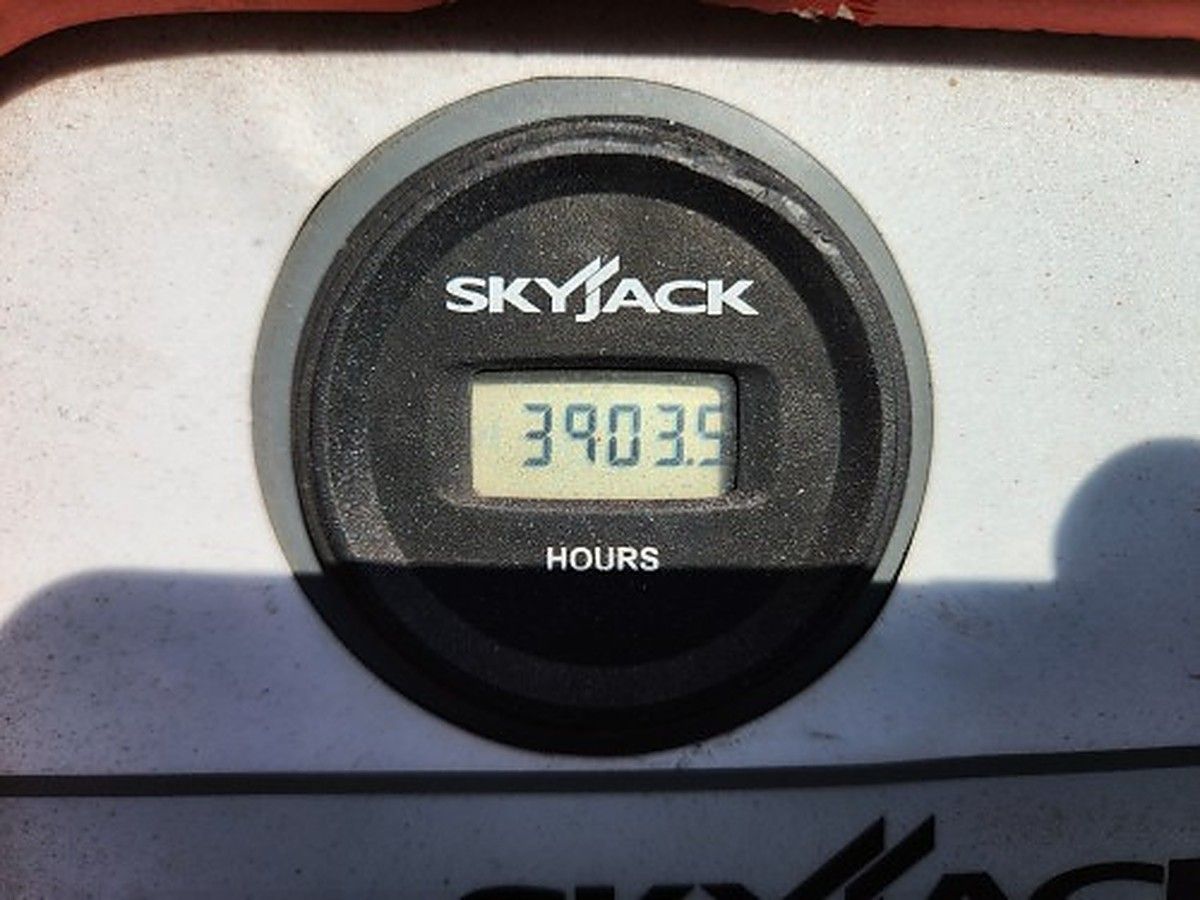 SKYJACK SJ86T photo 8