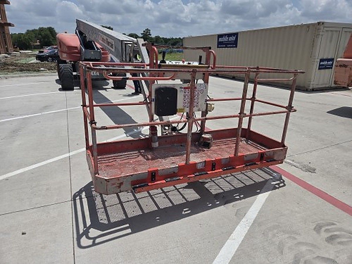 SKYJACK SJ86T photo 8