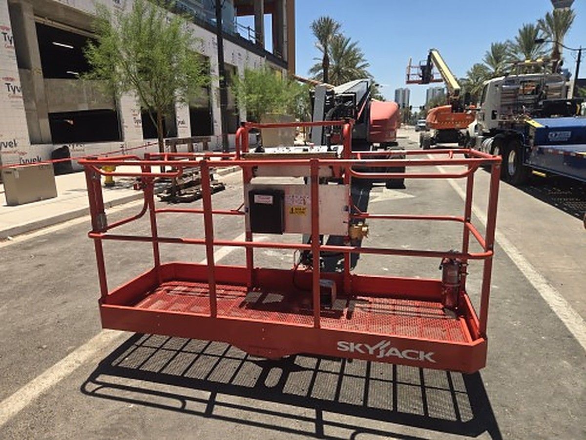 2017 SKYJACK SJ86T for sale in Las Vegas, NV