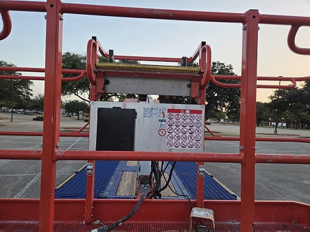 SKYJACK SJ86T photo 5