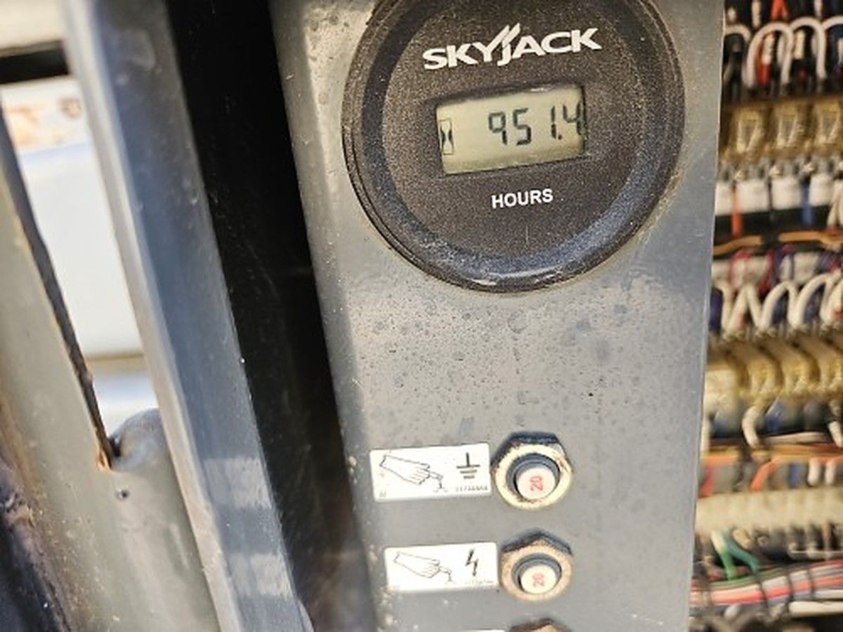 SKYJACK SJ8841RT photo 9