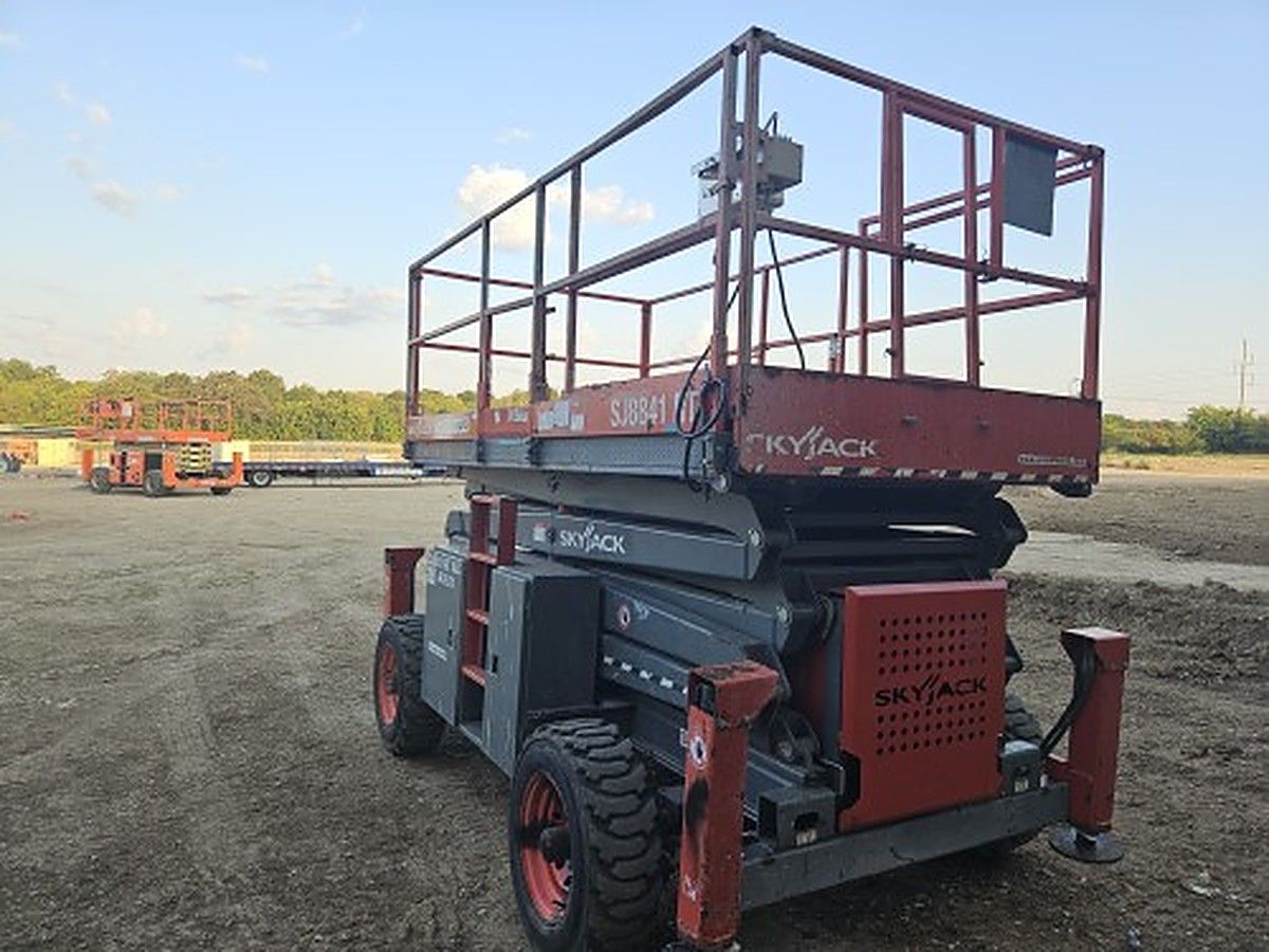 SKYJACK SJ8841RT photo 2