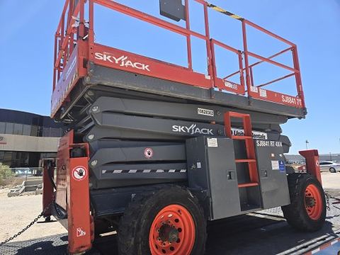 2017 SKYJACK SJ8841RT Scissor Lift 36-49' Ic 4Wd