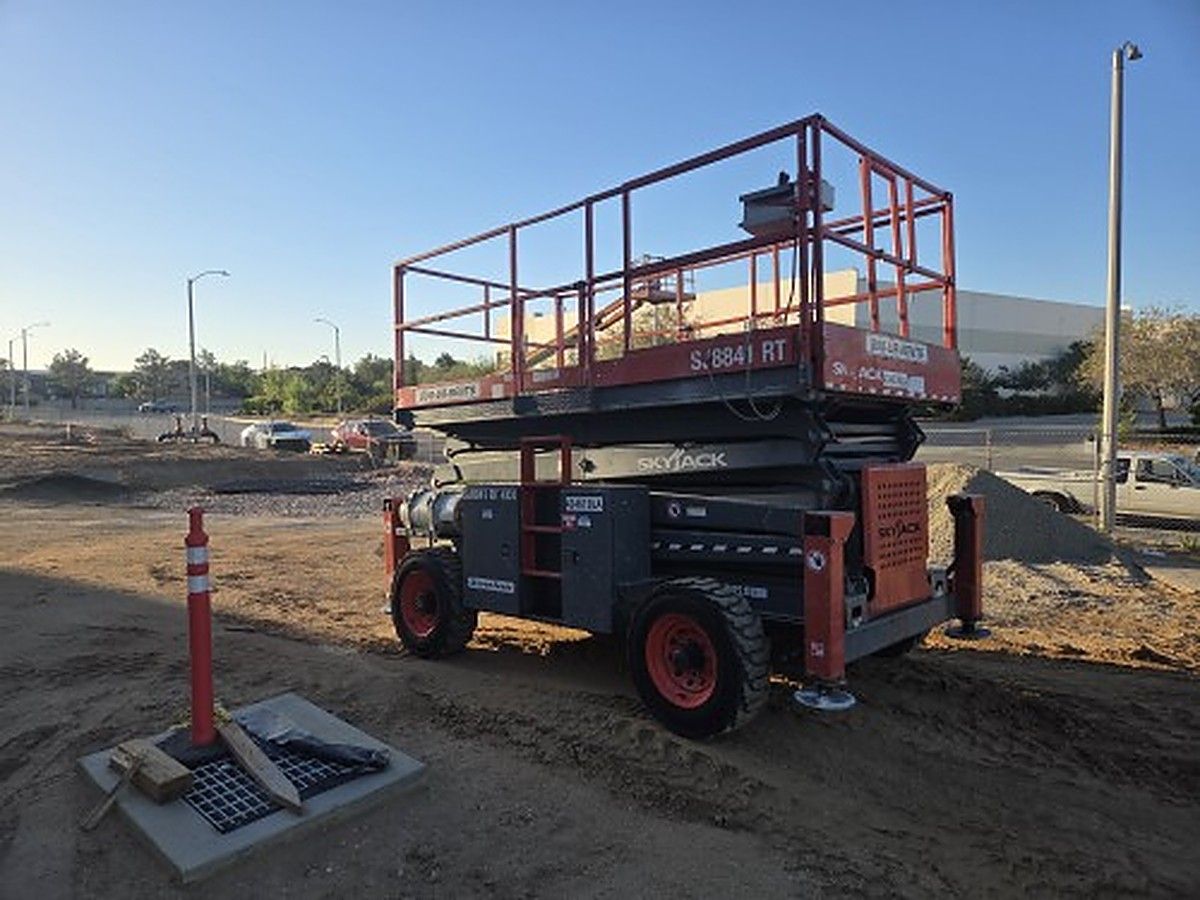 SKYJACK SJ8841RT photo 2