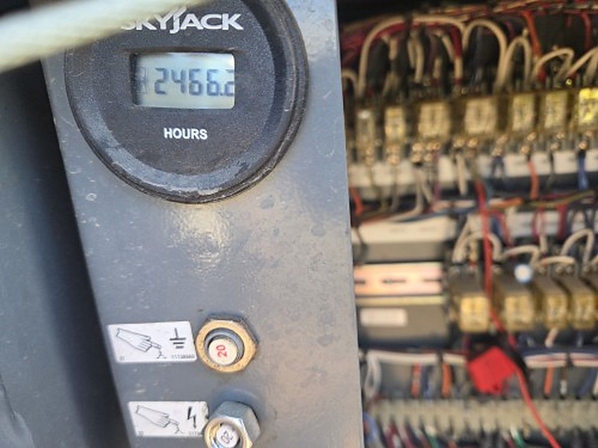 SKYJACK SJ8841RT photo 5