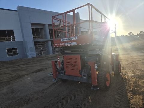 2017 SKYJACK SJ8841RT Scissor Lift 36-49' Ic 4Wd