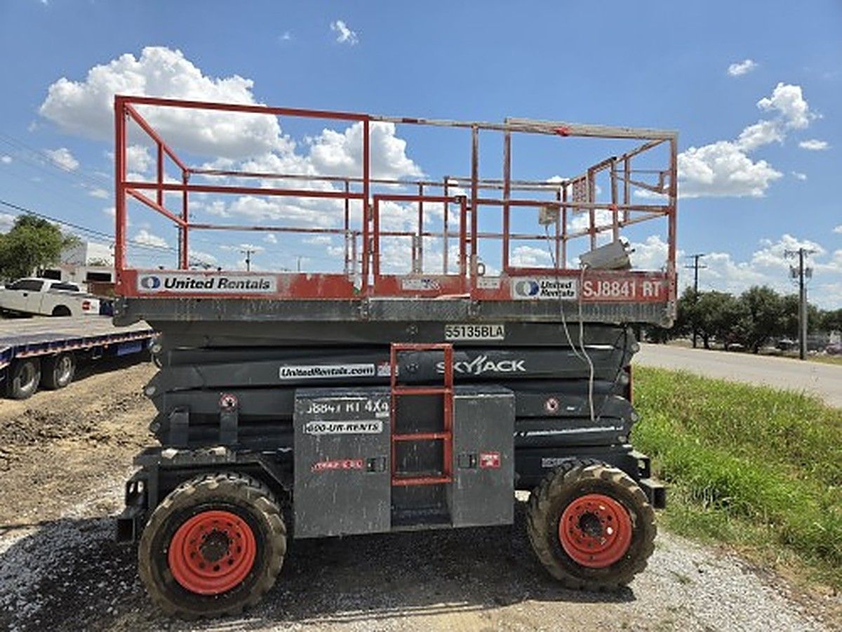 SKYJACK SJ8841RT photo 3