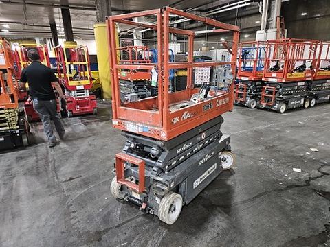 2017 SKYJACK SJIII3219 Scissor Lift 19' Electric