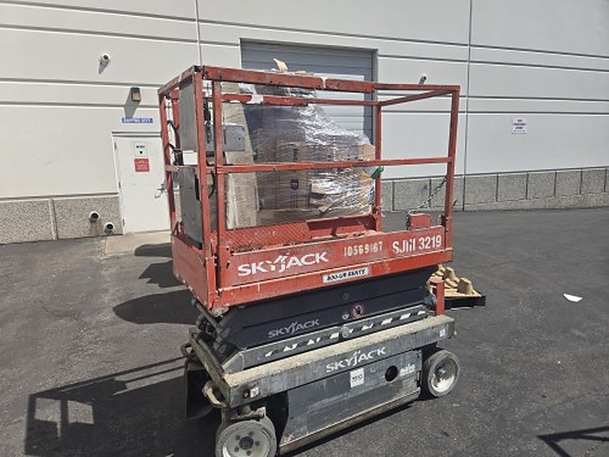 2017 SKYJACK SJIII3219 for sale in Las Vegas, NV