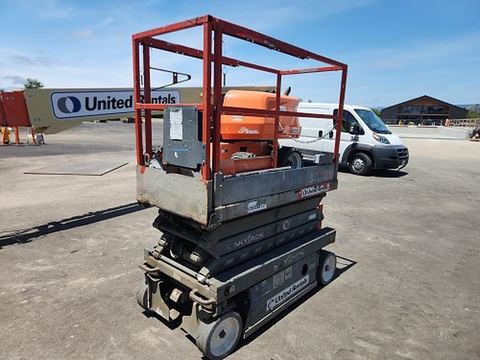 2017 SKYJACK SJIII3219 Scissor Lift 19' Electric