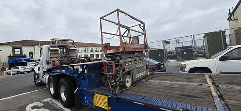 2017 SKYJACK SJIII3219 Scissor Lift 19' Electric