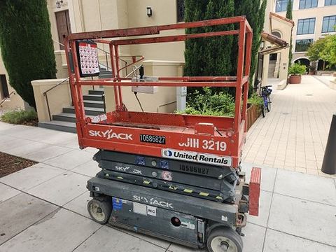 2017 SKYJACK SJIII3219 Scissor Lift 19' Electric