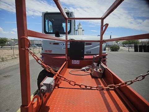 2017 SKYJACK SJIII3219 Scissor Lift 19' Electric