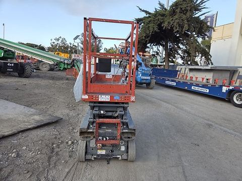 2017 SKYJACK SJIII3219 Scissor Lift 19' Electric