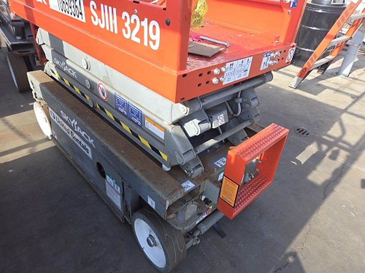 SKYJACK SJIII3219 photo 3