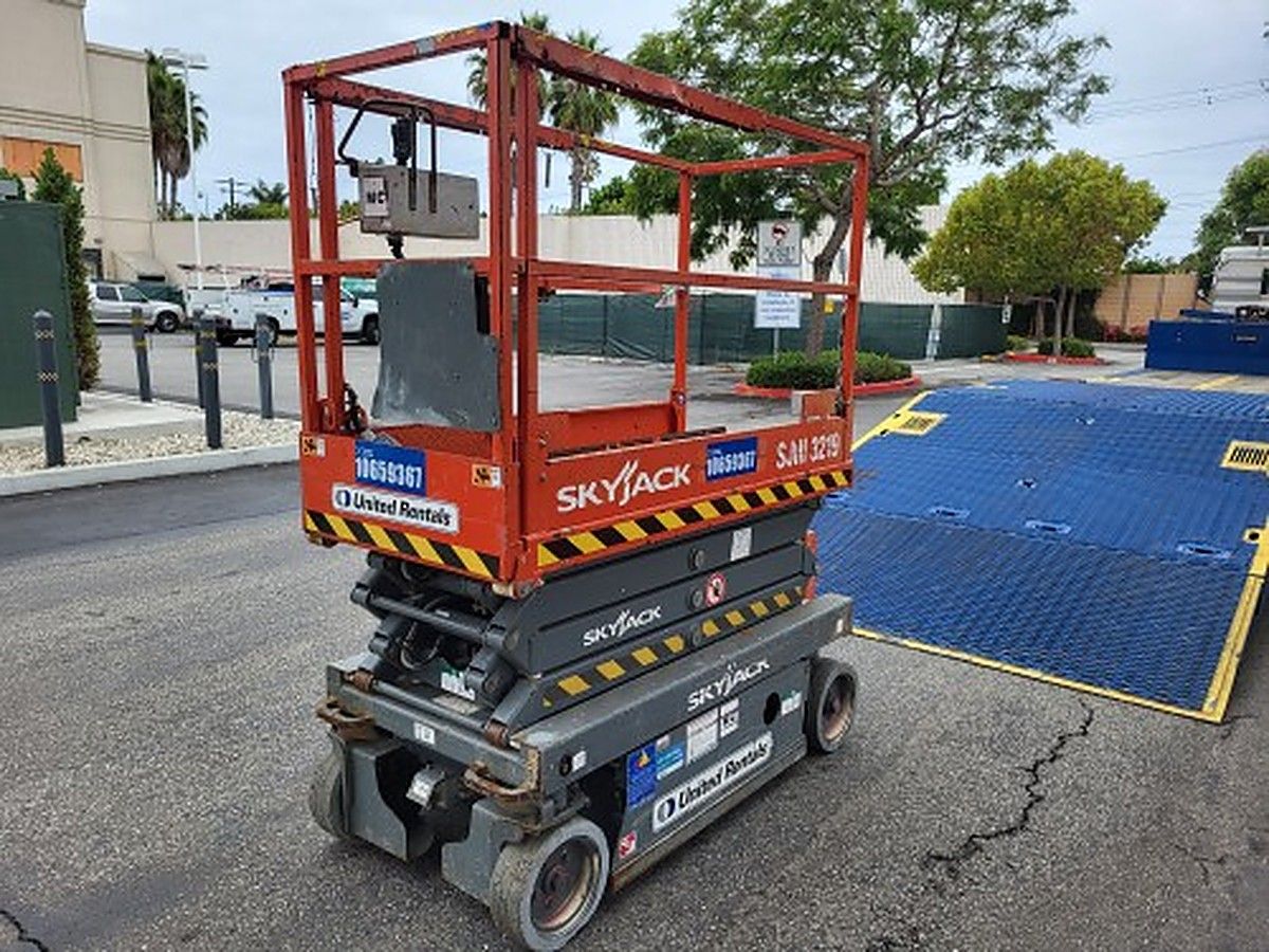 SKYJACK SJIII3219 photo 2