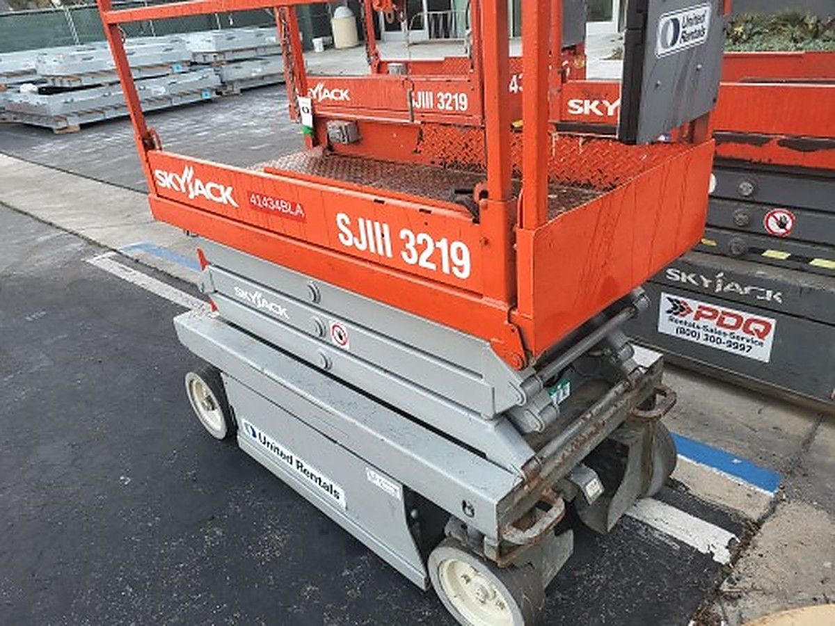SKYJACK SJIII3219 photo 2