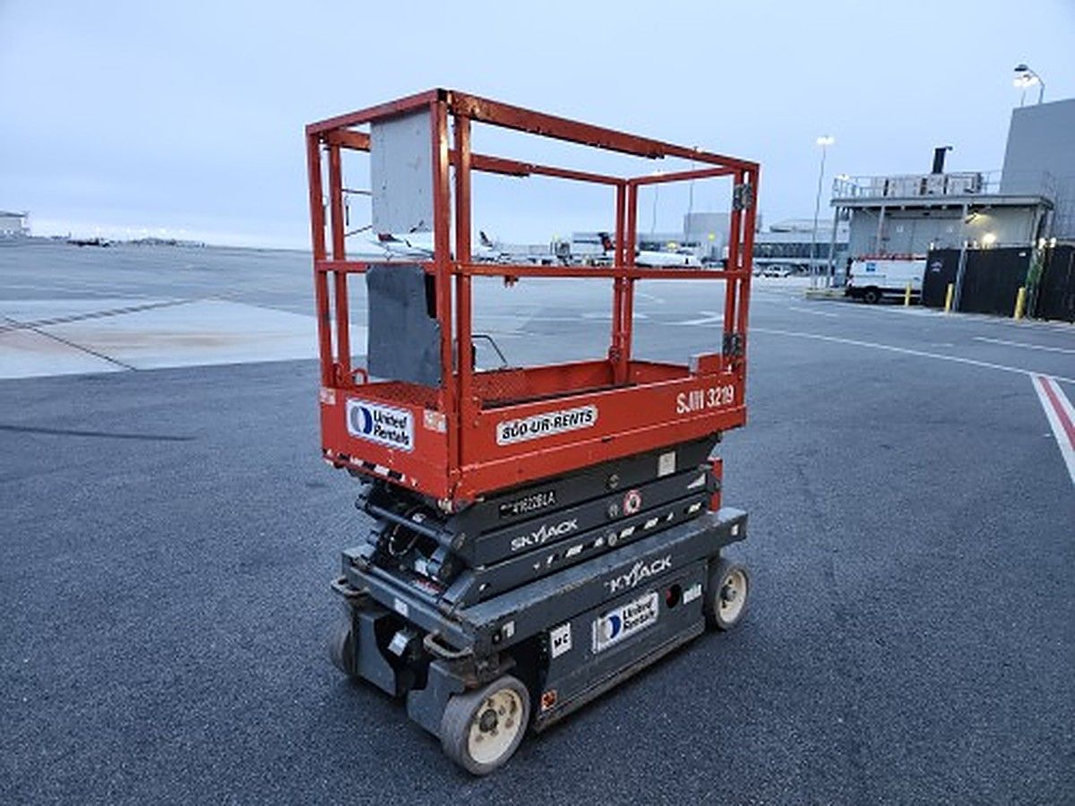 2017 SKYJACK SJIII3219 for sale in Las Vegas, NV