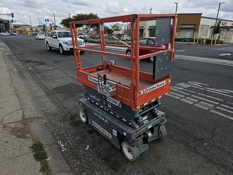 2017 SKYJACK SJIII3219 Scissor Lift 19' Electric