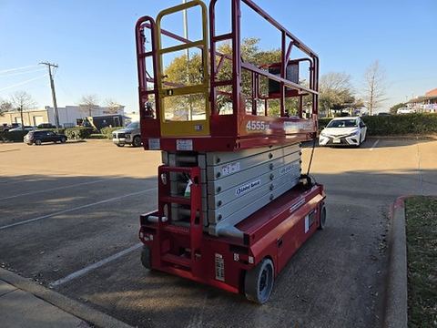 2017 SKYJACK SJIII3226 Scissor Lift 24-26' Electric 30-36" Wide