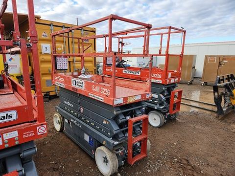 2017 SKYJACK SJIII3226 Scissor Lift 24-26' Electric 30-36" Wide