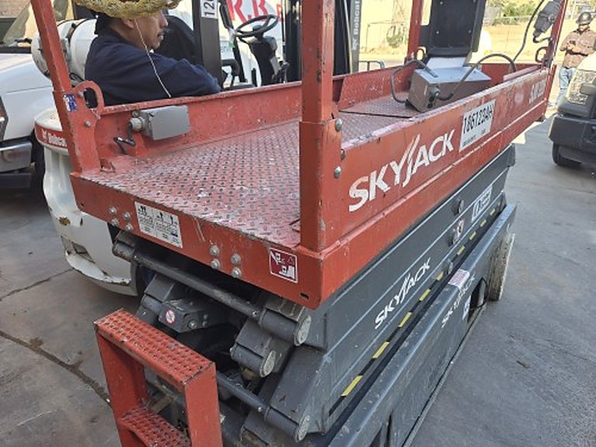 SKYJACK SJIII3226 photo 5