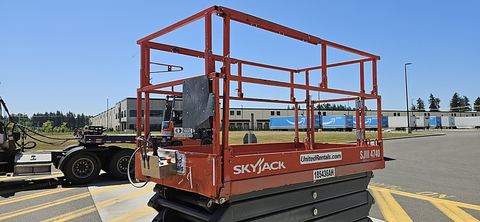 2017 SKYJACK SJIII4740 Scissor Lift 39-40' Electric 45-48"Wide