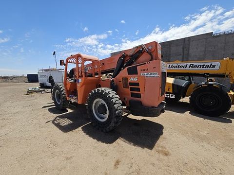 2017 SKYTRAK 10054 Forklift Variable Reach 10000# 50'-62'