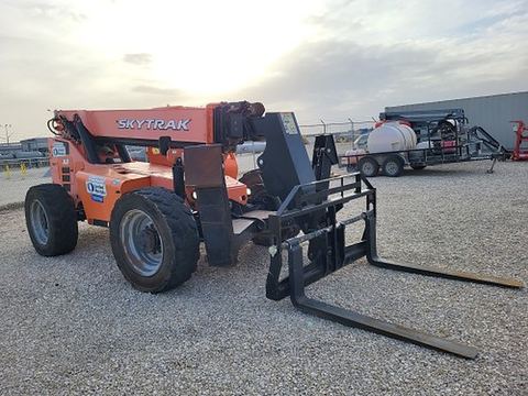 2017 SKYTRAK 10054 Forklift Variable Reach 10000# 50'-62'
