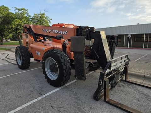 2017 SKYTRAK 10054 Forklift Variable Reach 10000# 50'-62'