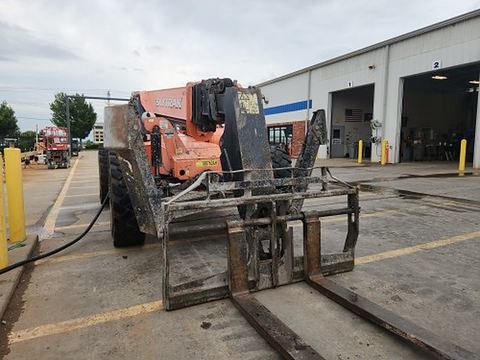2017 SKYTRAK 10054 Forklift Variable Reach 10000# 50'-62'