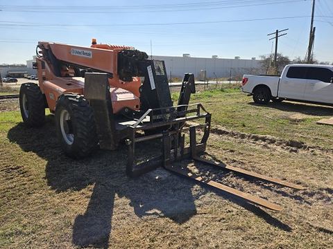 2017 SKYTRAK 10054 Forklift Variable Reach 10000# 50'-62'