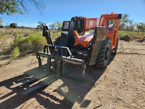 2017 SKYTRAK 10054 Forklift Variable Reach 10000# 50'-62'