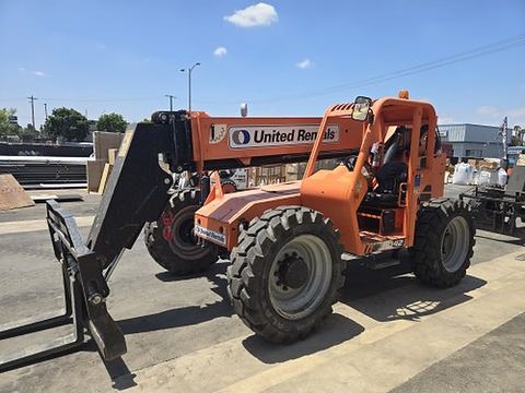 2017 SKYTRAK 6042 Forklift Variable Reach 6000# 40-49'