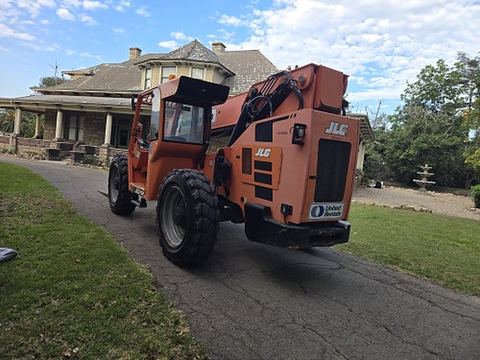2017 SKYTRAK 8042 Forklift Variable Reach 8000# 40-49'