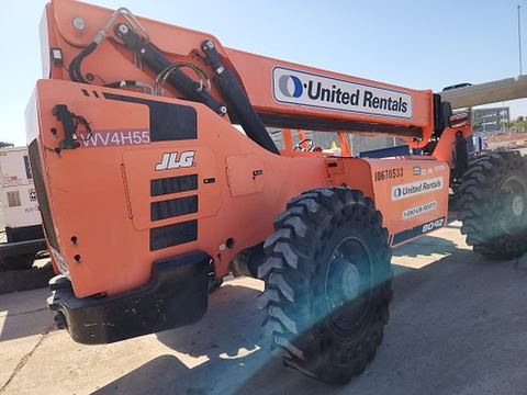 2017 SKYTRAK 8042 Forklift Variable Reach 8000# 40-49'
