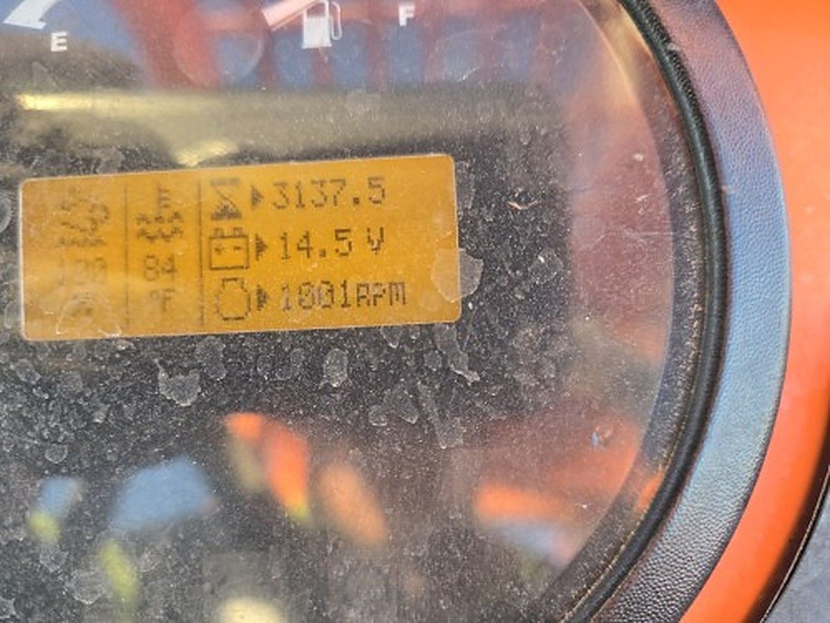 SKYTRAK 8042 photo 5