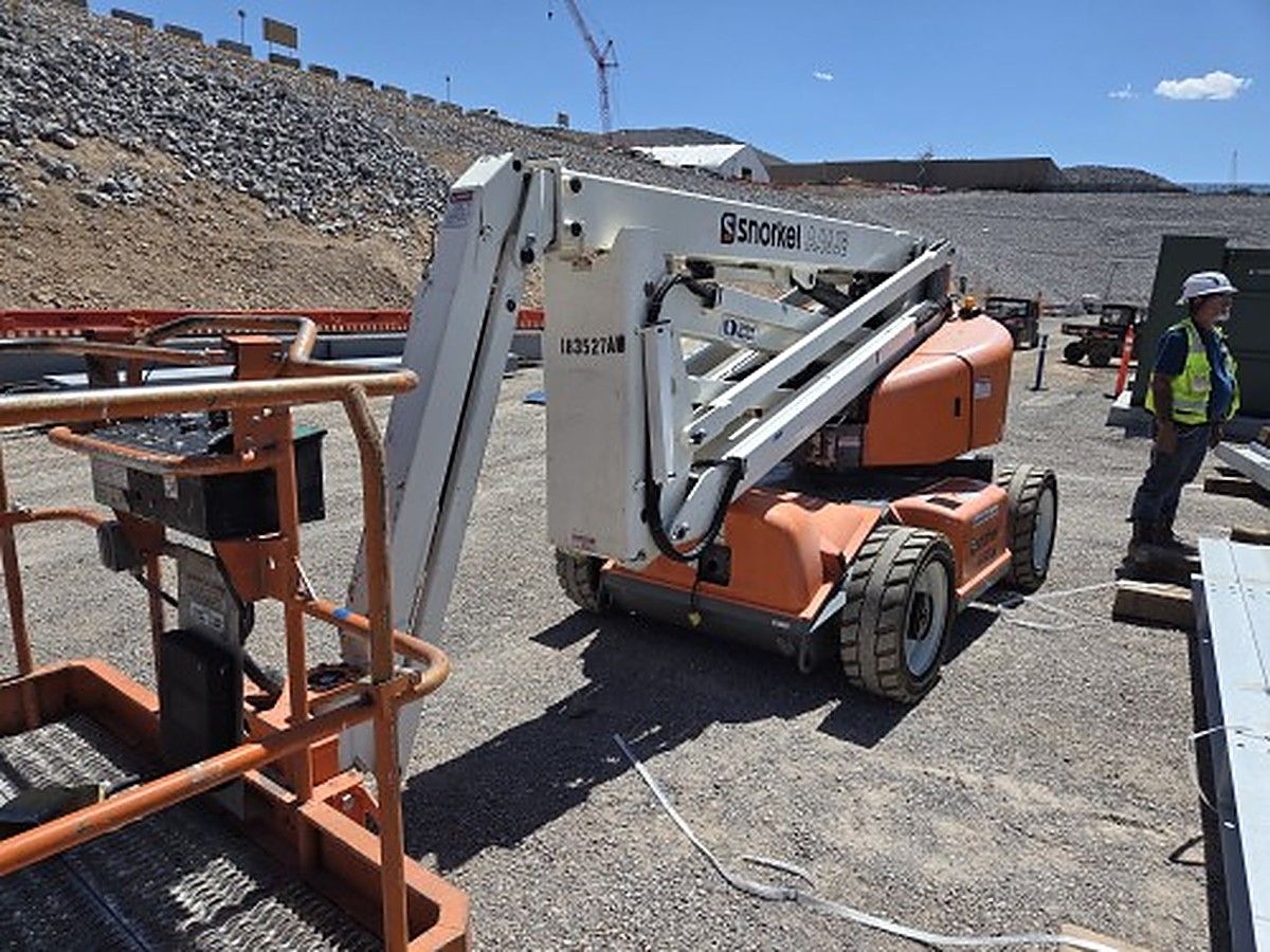 2017 SNORKEL A46JE for sale in Las Vegas, NV