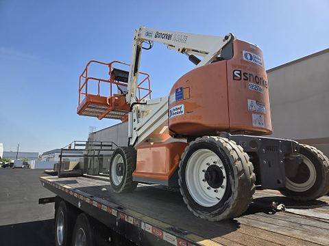 2017 SNORKEL A46JE Boom 43-46' Articulating Electric