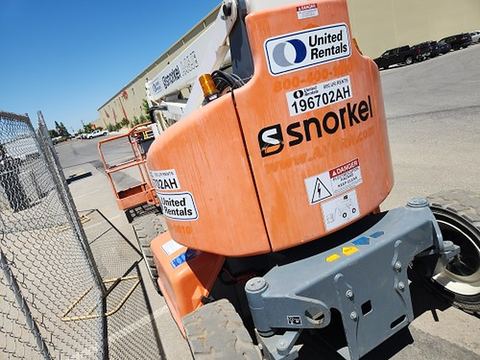 2017 SNORKEL A46JE Boom 43-46' Articulating Electric