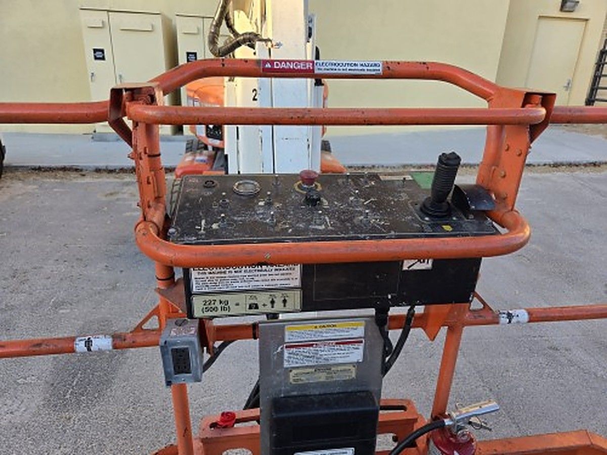 2017 SNORKEL A46JE for sale in Las Vegas, NV