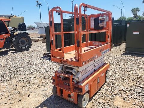 2017 SNORKEL S3219E Scissor Lift 19' Electric