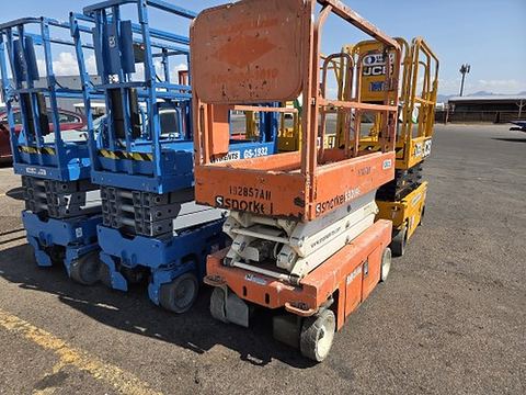 2017 SNORKEL S3219E Scissor Lift 19' Electric