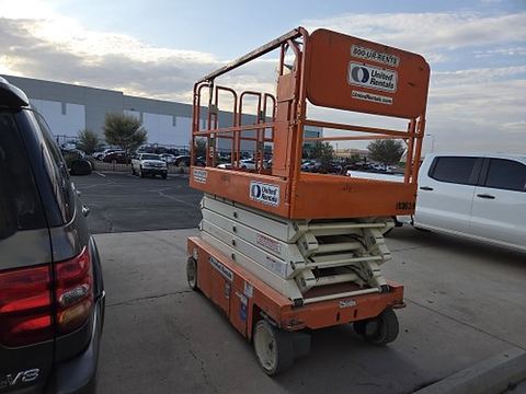 2017 SNORKEL S4732E Scissor Lift 30-35' Electric 46-48" Wide