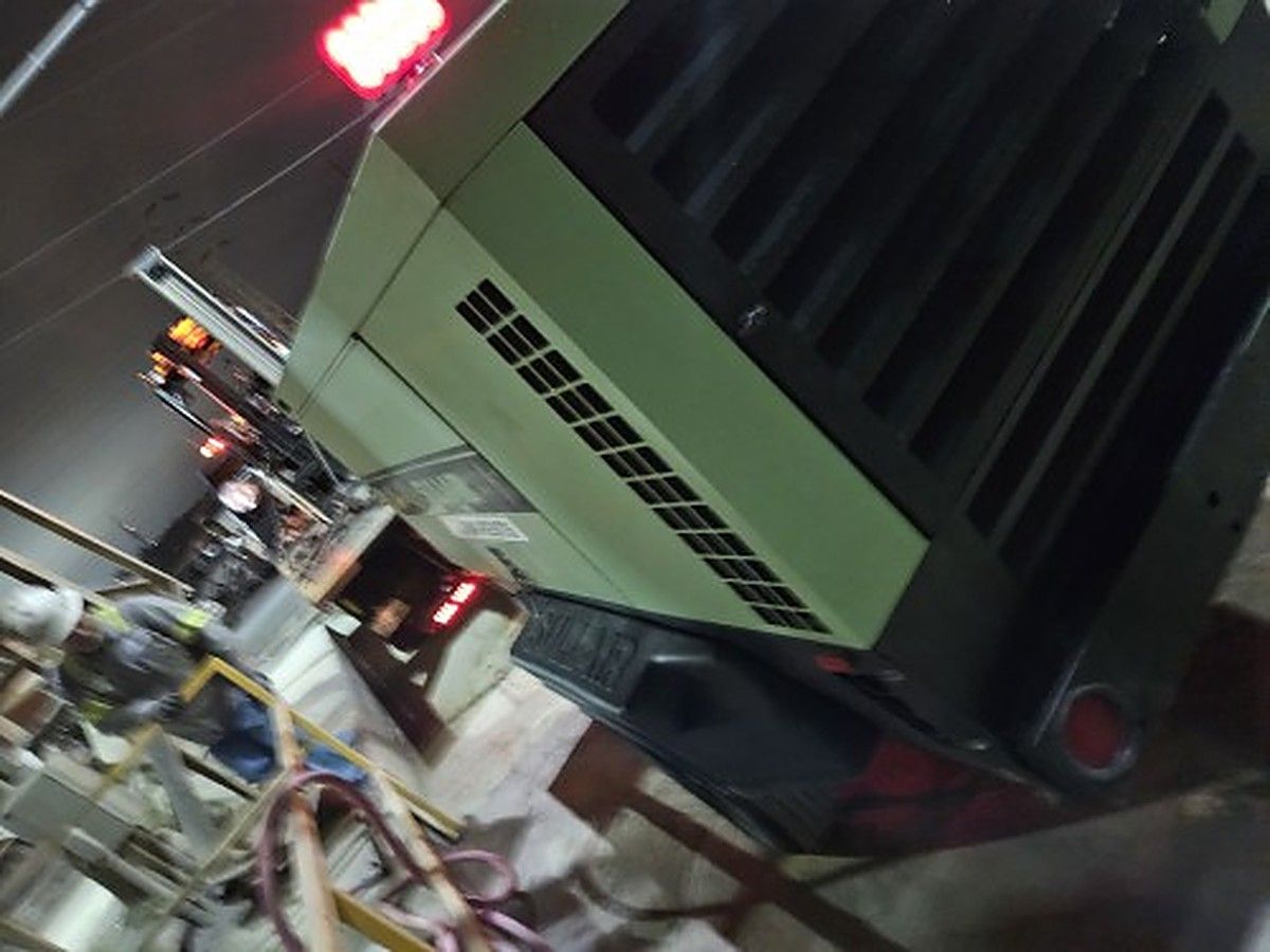 SULLAIR 400HDPQ-CU photo 11