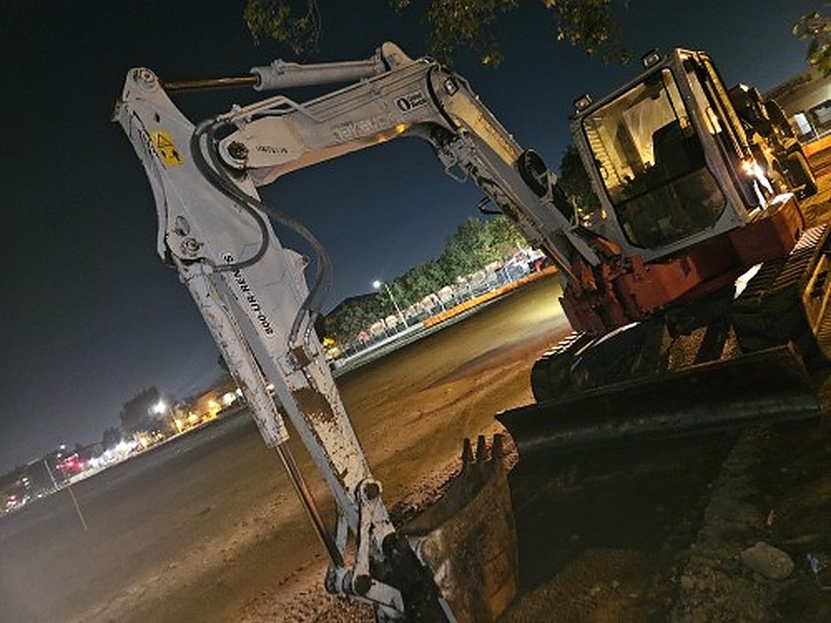 TAKEUCHI TB280FR photo 2