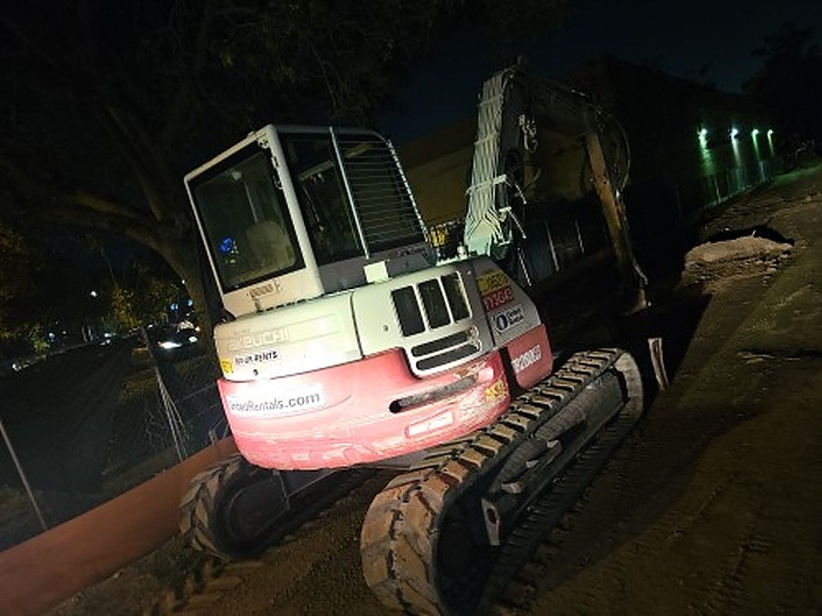 TAKEUCHI TB280FR photo 4